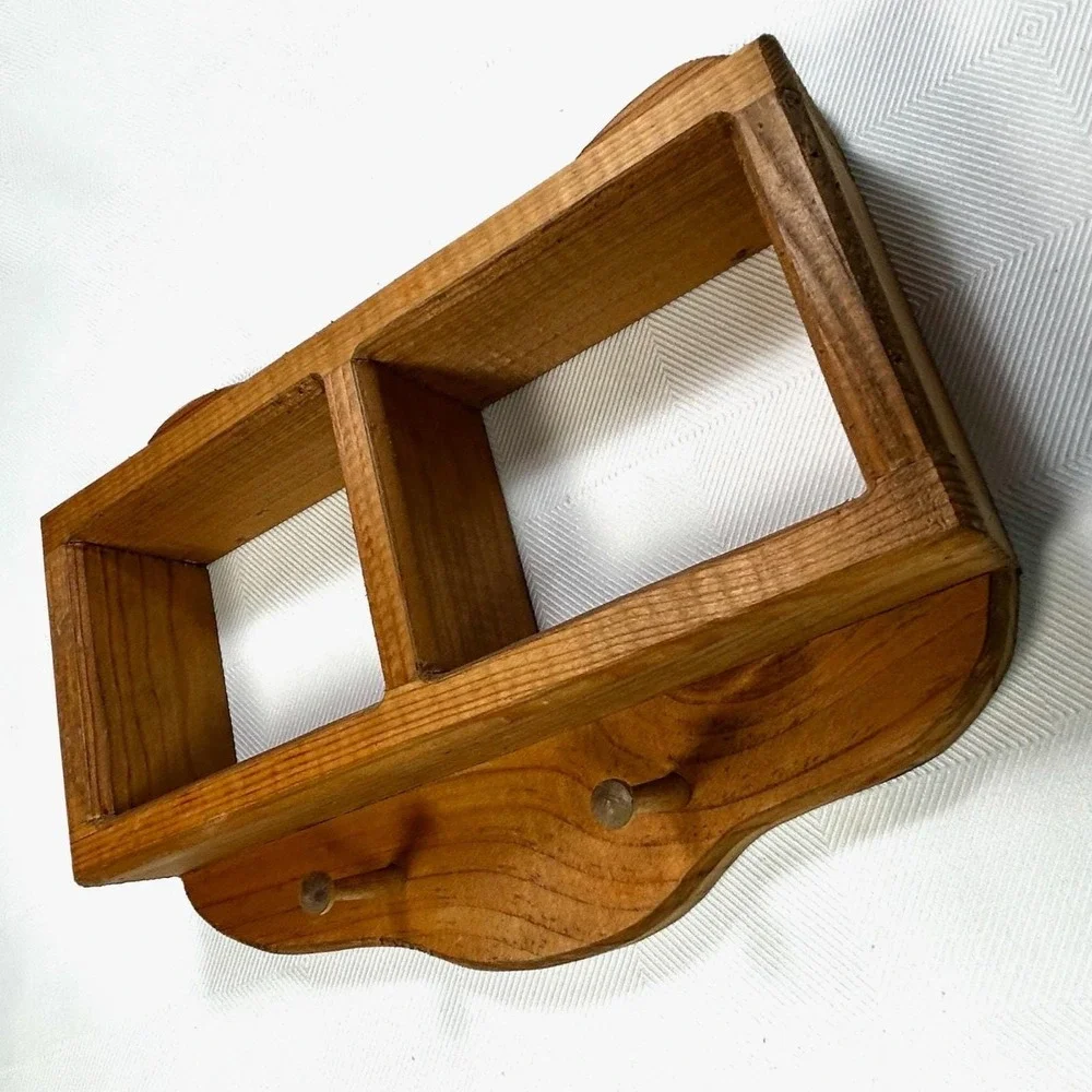 VTG Wood Wall Shelf 2 Cubbies Peg Hooks Rustic Farmhouse Pine 12x10 1980s Retro